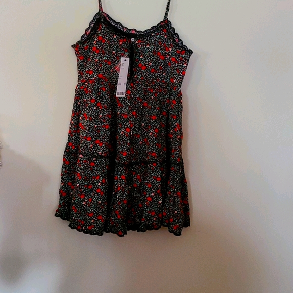 Adorable summer dress - Picture 1 of 3